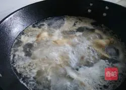 Illustration of braised chicken wings 4