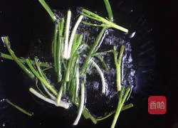 onion Illustration of braised spring bamboo shoots in oil 4