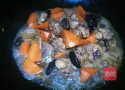 Illustration of Braised Chicken Legs with Carrots and Shiitake Mushrooms 10