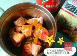 Illustration of how to braise chicken legs in a low-power electric cooker 2