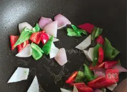 Illustration of how to make smooth fish fillets 4