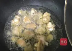 Illustration of how to make braised chicken wings with curry potatoes 4