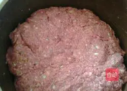 Illustration of how to make loose meat 1