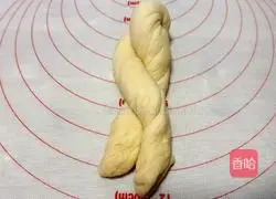 Illustration of how to make fancy old bread 9