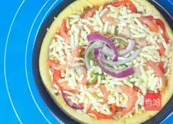 Illustration of how to make shrimp and bacon pizza 16