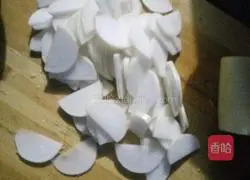 Illustration of how to make vermicelli radish meatball soup 4