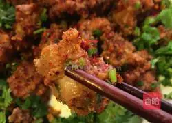 Illustration of how to steam spicy beef (pork ribs) with flour 6