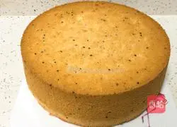 Illustration of how to make dragon fruit chiffon cake 19