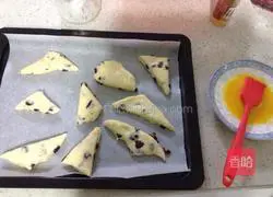 Cranberry scone recipe illustration 3