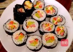 Illustration of how to make tuna kimbap 3