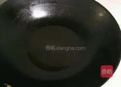 Illustration of potato dough making 7