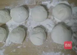 Illustration of how to make door nail meatloaf 4