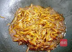 Illustration of how to make braised noodles with eggplant shreds 4