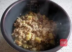 Illustration of Beef Braised Rice 10