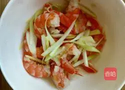 Illustration of how to make shrimp, beef and radish meatball soup 2