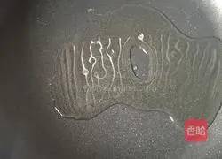 Illustration of how to make wolfberry, bitter melon and scrambled eggs 15