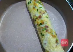 Illustration of how to cook bacon with thick eggs 15