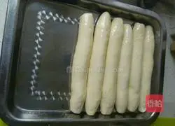 Illustration of how to make onion, green pepper and tenderloin mixed with slivers 4