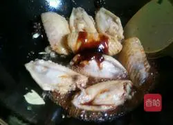 Illustration of braised chicken wings 6