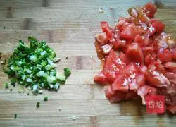 Illustration of how to make braised noodles with eggs and tomatoes 2