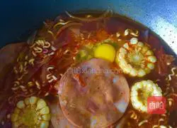 Korean kimchi noodles recipe illustration 6