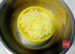 Illustration of how to make homemade French fries 7