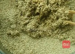 Illustration of how to make sesame candy 6