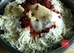 Illustration of how to make pickles 4