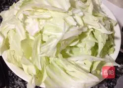 Illustration of how to stir-fry lotus root with oil residue 1