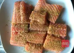 Illustration of how to make fried salmon 3