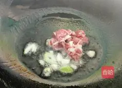 Illustration of how to make fried Italian macaroni 3