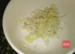 Sauce Illustration of how to make fried pork cubes 4