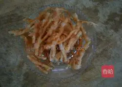 Illustration of how to make stir-fried loofah dumplings 3