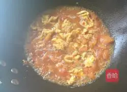 Illustration of how to make braised noodles with tomatoes and eggs 11