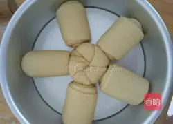 Illustration of how to make pattern bread 2
