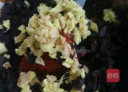 Illustration of how to make spicy spicy oil with flavor oil 9