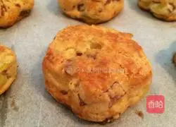 Illustration of how to make British dim sum scones 7