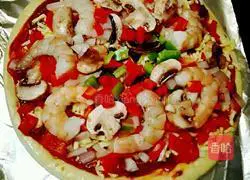 Mushroom and Shrimp Pizza Illustration of how to do it 3