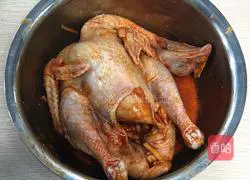 The chicken is full of love on the table, and the Orleans roast chicken is more delicious than KFC.Illustration 6