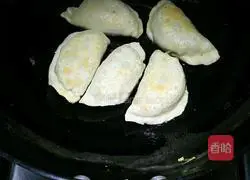 Illustration of how to make leek box 7