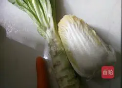 Illustration of how to make spicy and sour kimchi 1