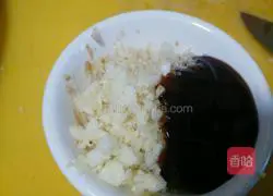 Illustration of how to make Garlic Vermicelli and Baby Cabbage 4