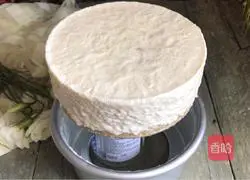 Illustration of how to make simulated mousse cake 17