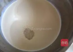 Illustration of how to make cream cake 6