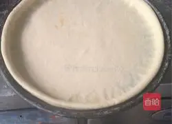 Illustration of how to make fruit pizza 1