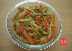 Illustration of how to make cold shredded chicken ⊙▽⊙ 3