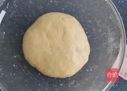 Illustration of how to make milky bald head 4