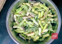 Illustration of Shanxi Braised Noodles 1