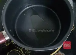 Illustration of how to make braised noodles with tomato sauce for baby food supplement 6