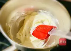 Illustration of how to make popcorn sea salt milk cake 2
